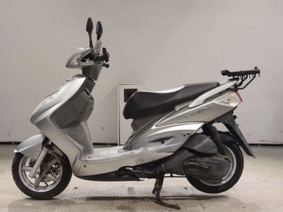 Yamaha CYGNUS125X