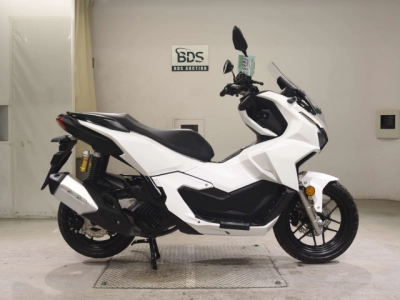 Honda ADV160