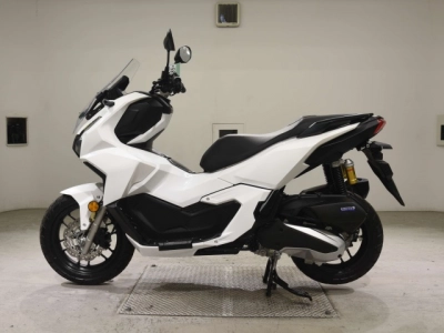 Honda ADV160
