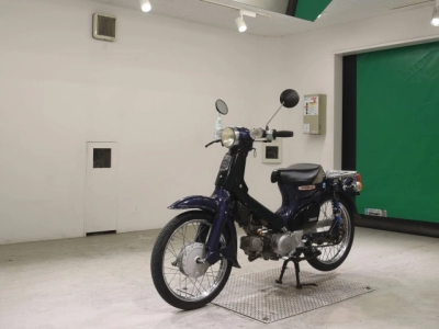 Honda C90