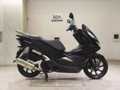 Honda PCX125-3