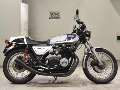 Yamaha GX750