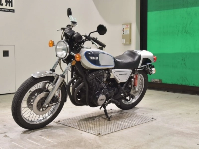 Yamaha GX750