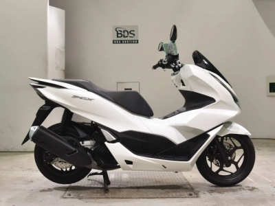 Honda PCX125-4