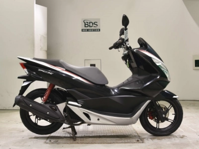 Honda PCX125-2