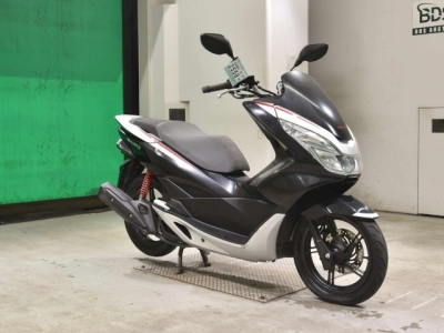 Honda PCX125-2