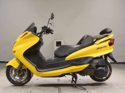 Yamaha MAJESTY 250C