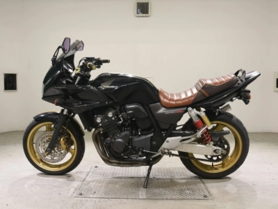 Honda CB400SFV-4 BOLDOR