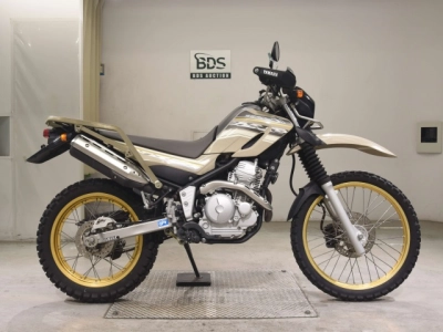 Yamaha SEROW 250-2