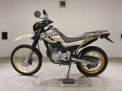 Yamaha SEROW 250-2