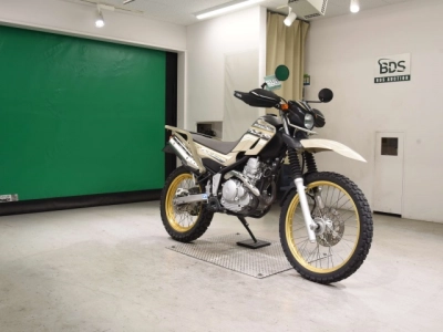 Yamaha SEROW 250-2