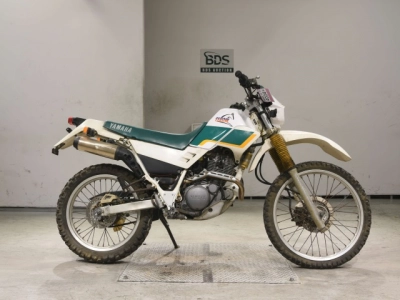 Yamaha  SEROW 225W(SHO LOUIS  NOT EQUIPPED )