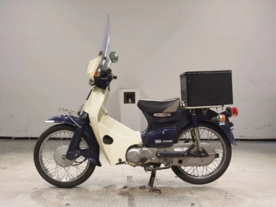 Honda C90