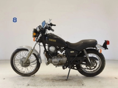 Yamaha SR250