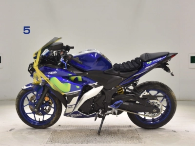 Yamaha YZF-R25