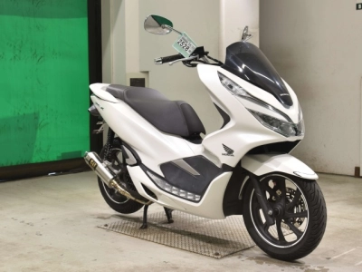 Honda PCX125-3