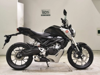 Honda CB125R