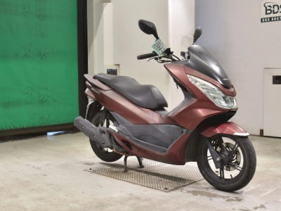 Honda PCX125-2