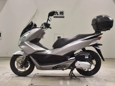 Honda PCX125-2