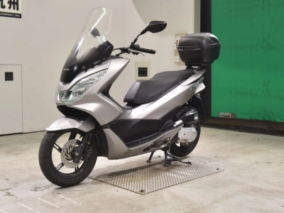 Honda PCX125-2