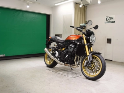 Kawasaki Z900RS-2SE