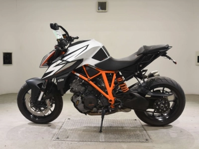 KTM KTM 1290 SUPER DUKE R