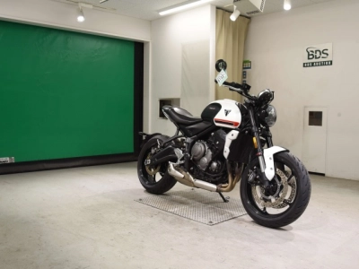 Triumph  TRIUMPH  TRIDENT 660
