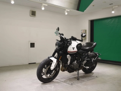 Triumph  TRIUMPH  TRIDENT 660