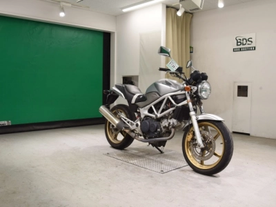 Honda VTR250