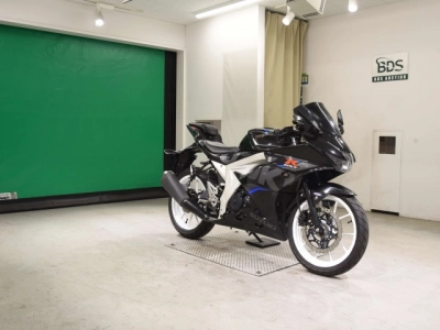 Suzuki GSX-R125