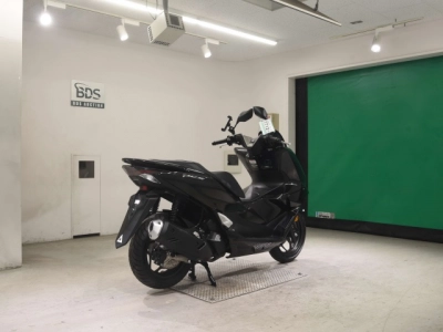 Honda PCX125-4