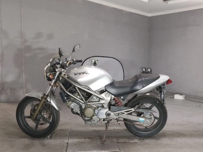 Honda VTR250