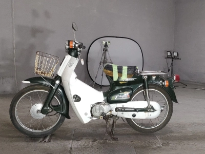 Honda SUPER CUB70
