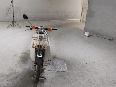 Honda SUPER CUB70