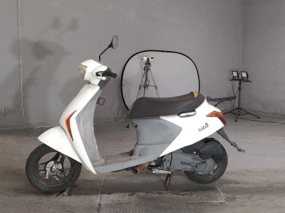 Suzuki LET'S5