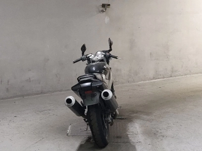 Kawasaki ZZR250