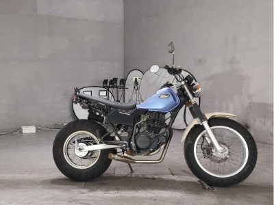 Yamaha TW200