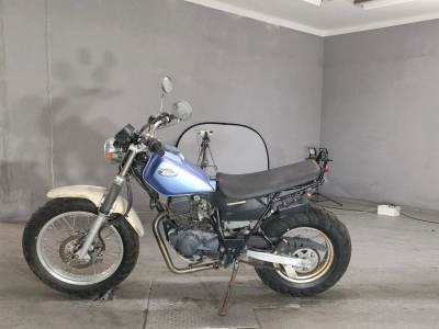 Yamaha TW200