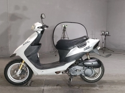 Suzuki ZZ