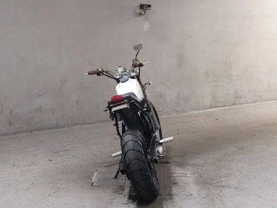 Yamaha TW200