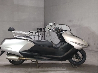 Yamaha MAXAM250
