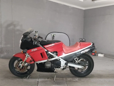 Kawasaki GPZ400R