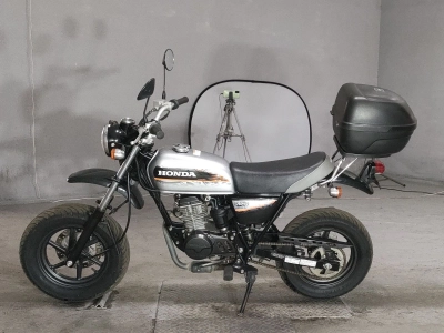 Honda  APE 50 TYPE D