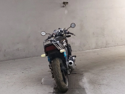 Kawasaki ZRX-2