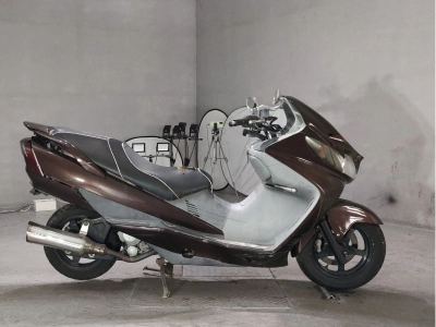 Suzuki SKYWAVE 250S