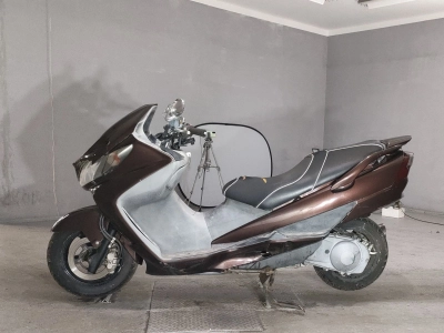Suzuki SKYWAVE 250S
