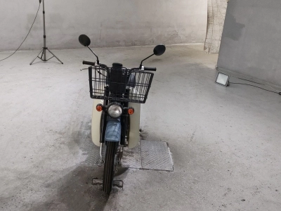 Suzuki BAR DEE50