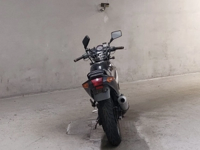 Kawasaki ZZR250