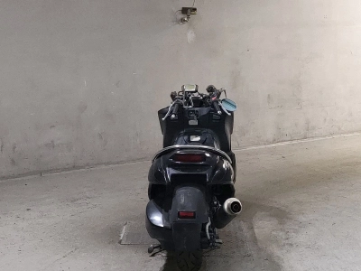 Suzuki GEMMA250