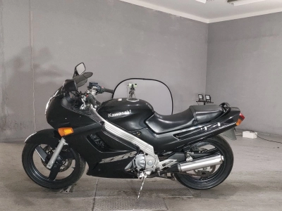 Kawasaki ZZR250